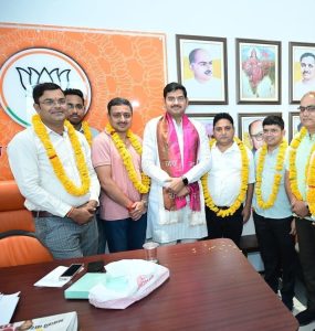 13293cc8-827a-4bc3-b7fc-8f7b47ec1688